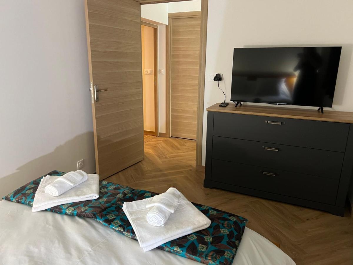 Loft Le Cosy Coeur De Ville Stationnement Privatif Limoges Exterior foto